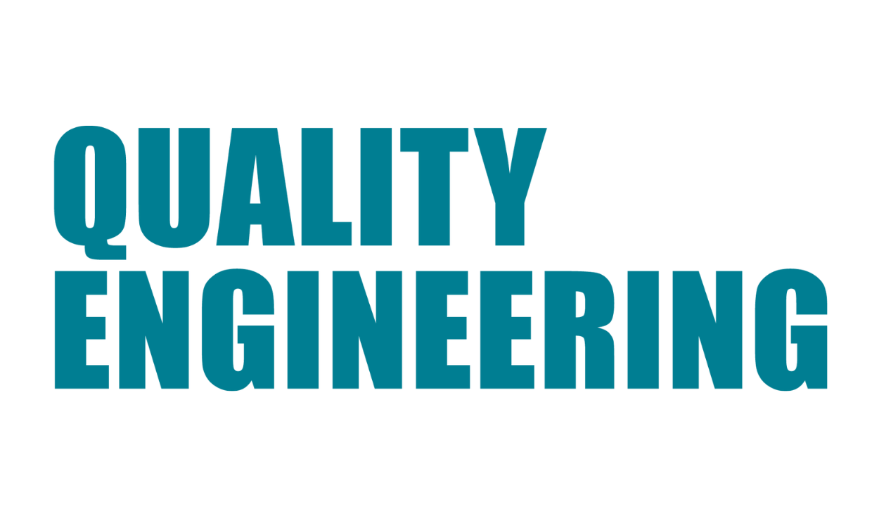 Das Wortmarken-Logo der Quality Engineering in petrol auf einem weißen Hintergrund.